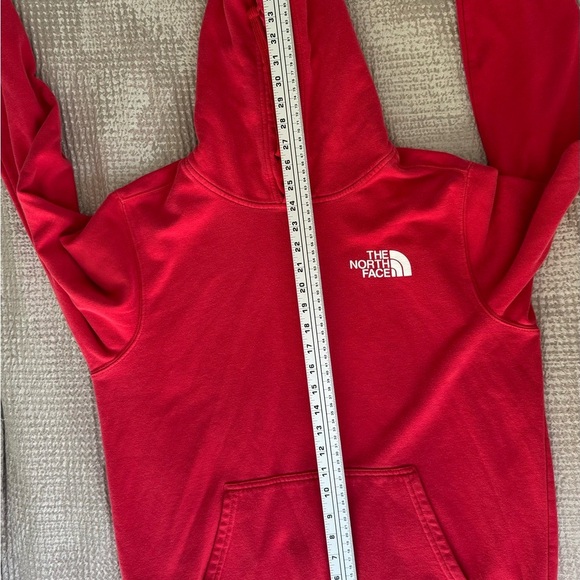 The North Face Men’s Red Osito Fleece Hoodie Pullover M Unisex Cozy Jacket - Picture 4 of 12